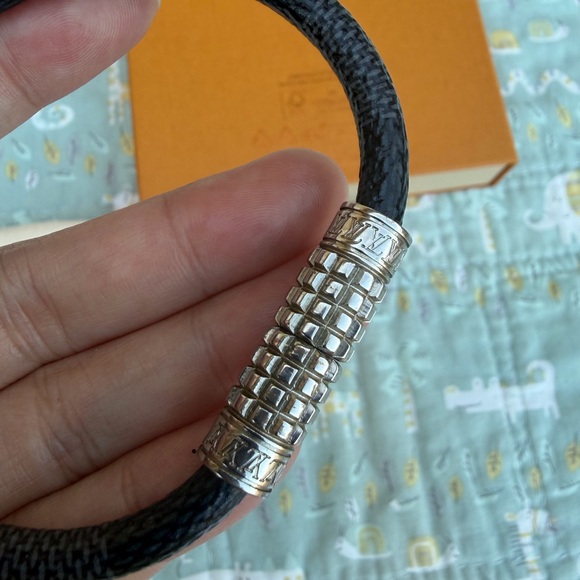 Louie Vuitton Bracelet (PRICE FIRM) - Picture 10 of 10